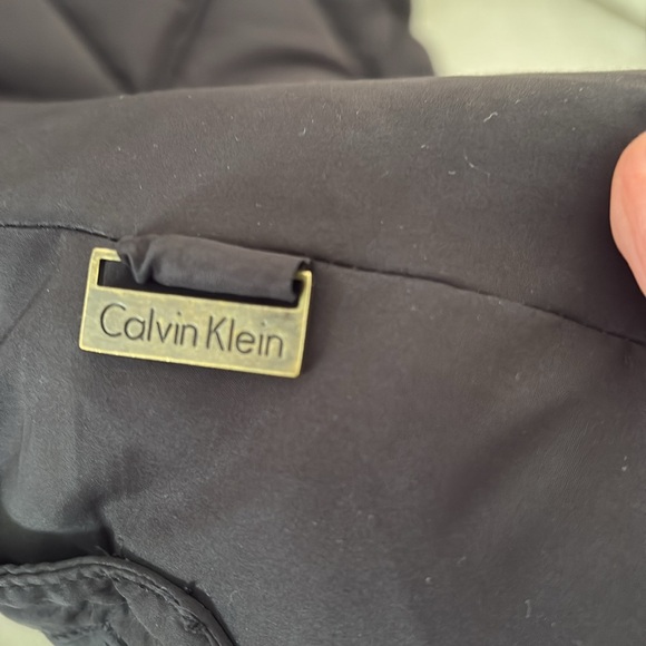 CALVIN KLEIN POFFER VEST - Picture 5 of 12